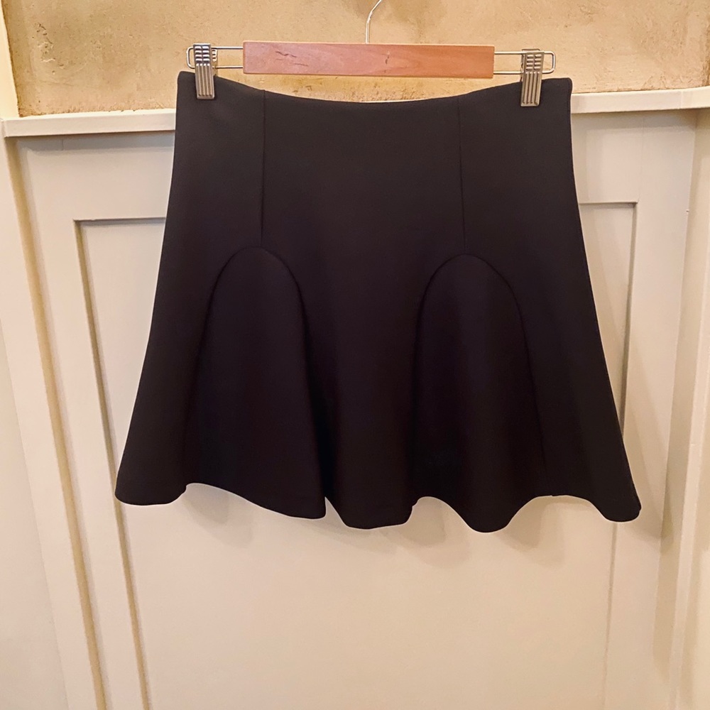MOSSIMO SKATER SKIRT! - Picture 3 of 9